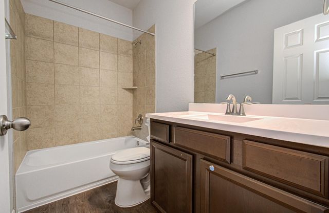 10535 Amador Peak Drive, Rosharon, TX 77583