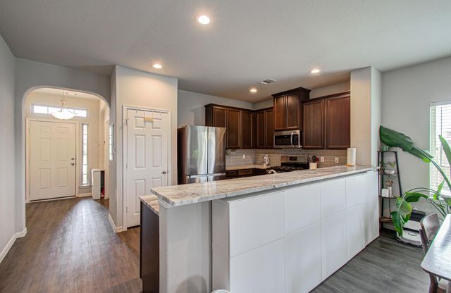 10535 Amador Peak Drive, Rosharon, TX 77583