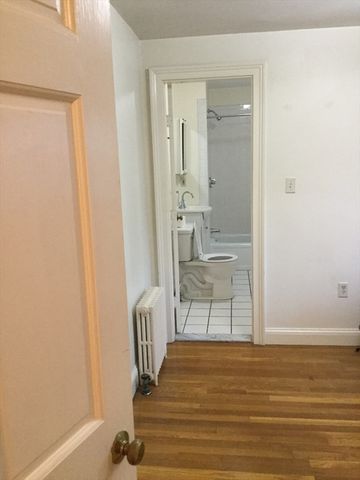 45 Green St 1, Boston, MA 02129