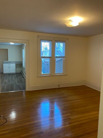 45 Green St 1, Boston, MA 02129