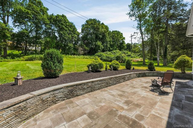 47 Scenic Drive, Poughkeepsie, NY 12603