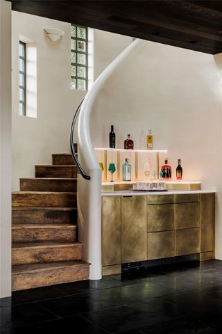 2600 Tanglewood TRL, Austin, TX 78703