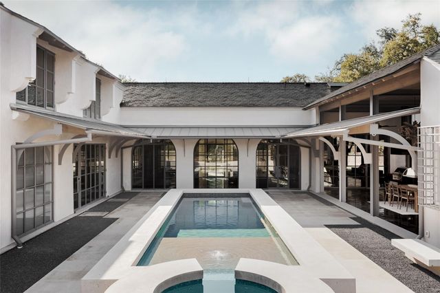 2600 Tanglewood TRL, Austin, TX 78703