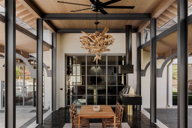 2600 Tanglewood TRL, Austin, TX 78703