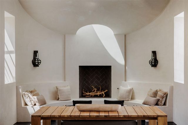 2600 Tanglewood TRL, Austin, TX 78703