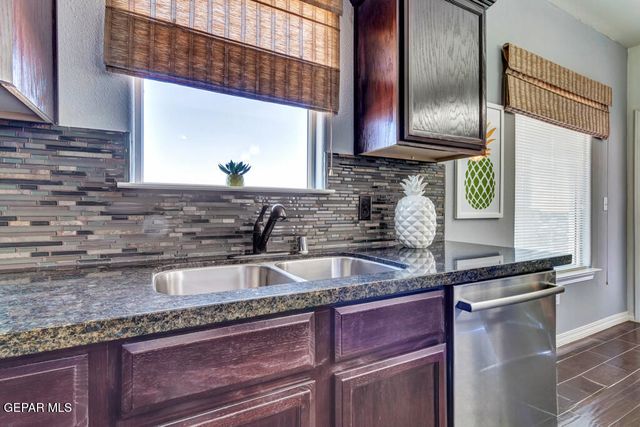 545 Lanner Drive, El Paso, TX 79928