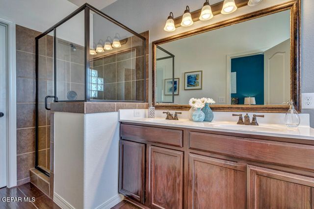 545 Lanner Drive, El Paso, TX 79928