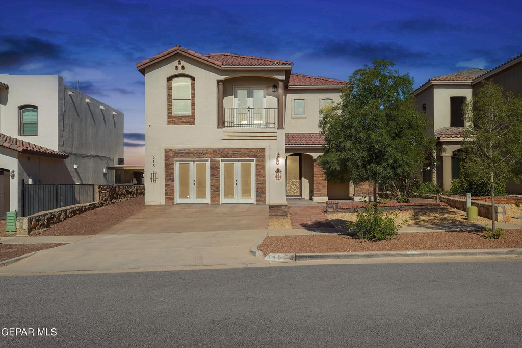 545 Lanner Drive, El Paso, TX 79928