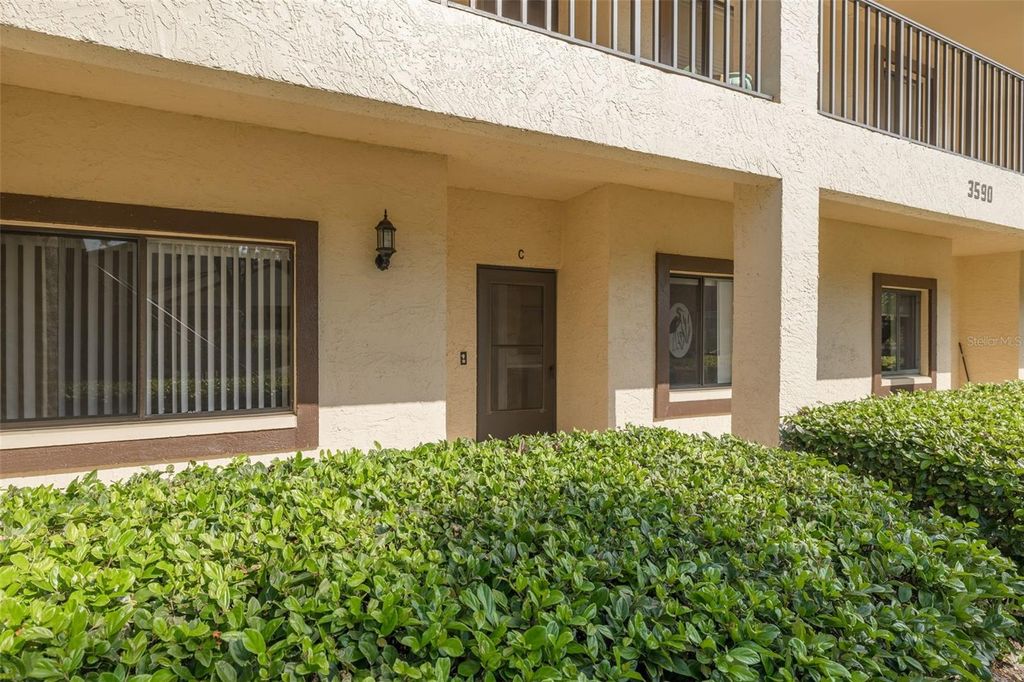 Image 2 of property listing at 3590 MAGNOLIA RIDGE CIRCLE C-1103, Palm Harbor, FL 34684