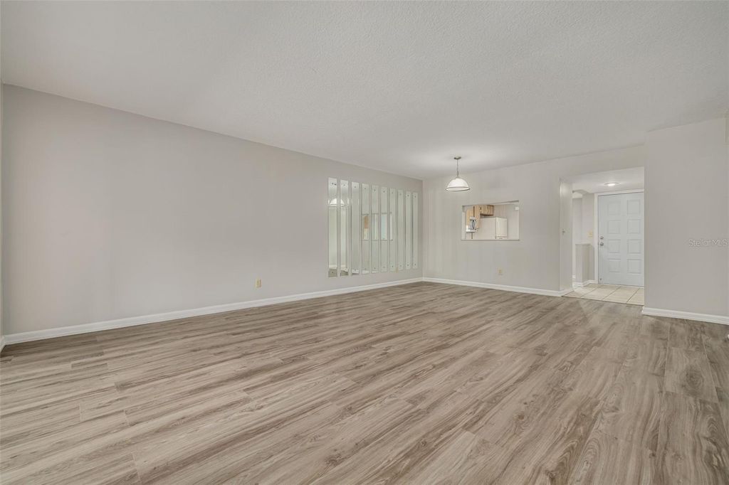Image 11 of property listing at 3590 MAGNOLIA RIDGE CIRCLE C-1103, Palm Harbor, FL 34684