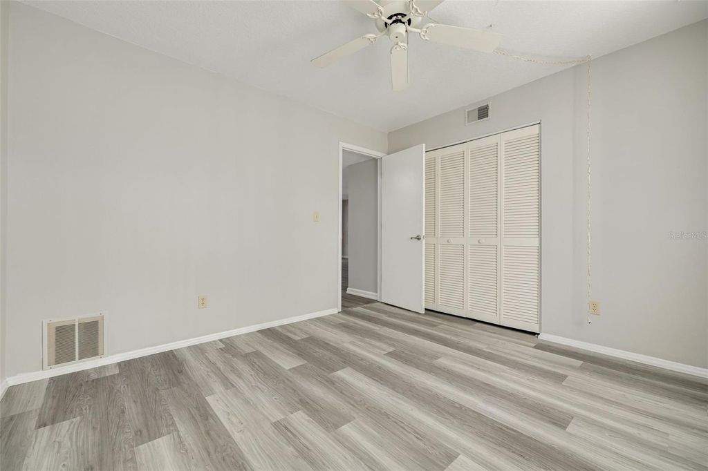 Image 17 of property listing at 3590 MAGNOLIA RIDGE CIRCLE C-1103, Palm Harbor, FL 34684
