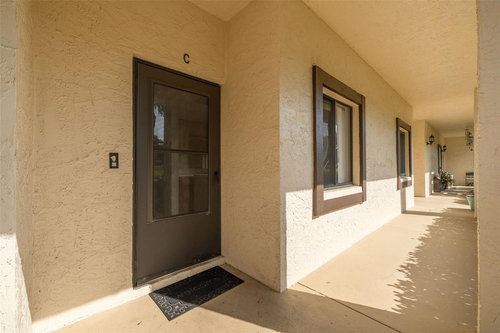 Image 3 of property listing at 3590 MAGNOLIA RIDGE CIRCLE C-1103, Palm Harbor, FL 34684