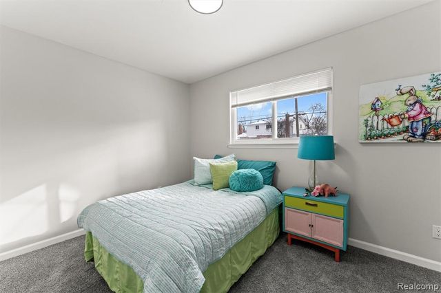 21799 Potomac Street, Southfield, MI 48076