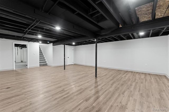 21799 Potomac Street, Southfield, MI 48076