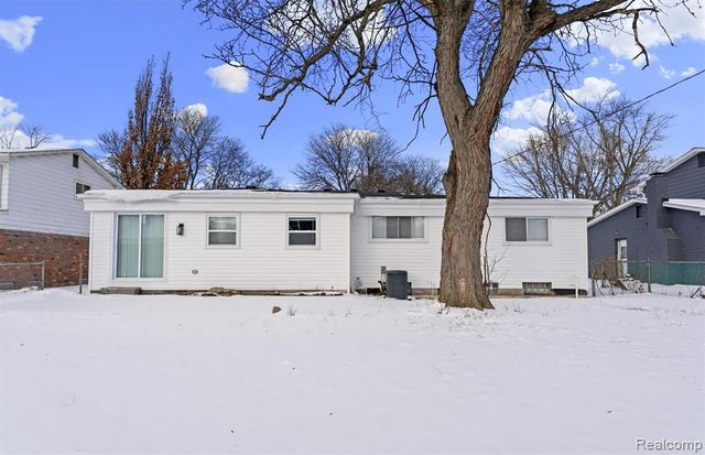 21799 Potomac Street, Southfield, MI 48076