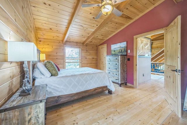 42 Peak Vista Lane, Madison, NH 03849