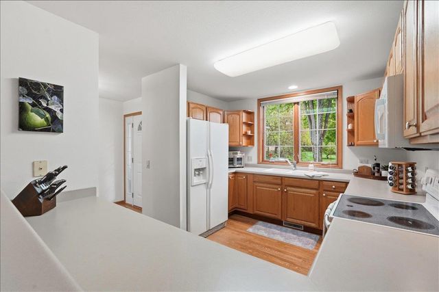 1207 Parkview Street, Cottage Grove, WI 53527
