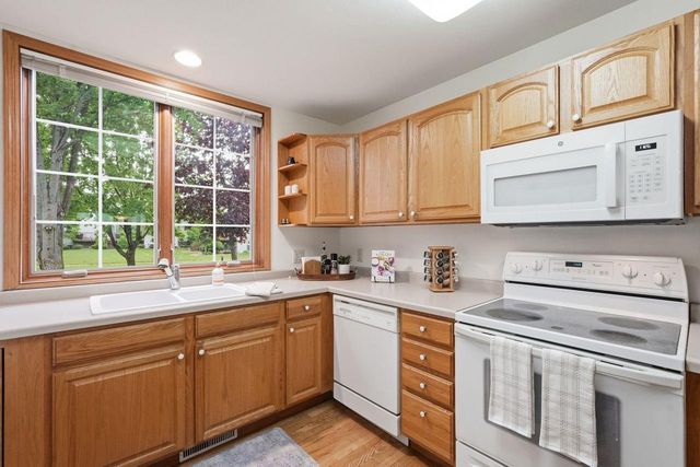 1207 Parkview Street, Cottage Grove, WI 53527