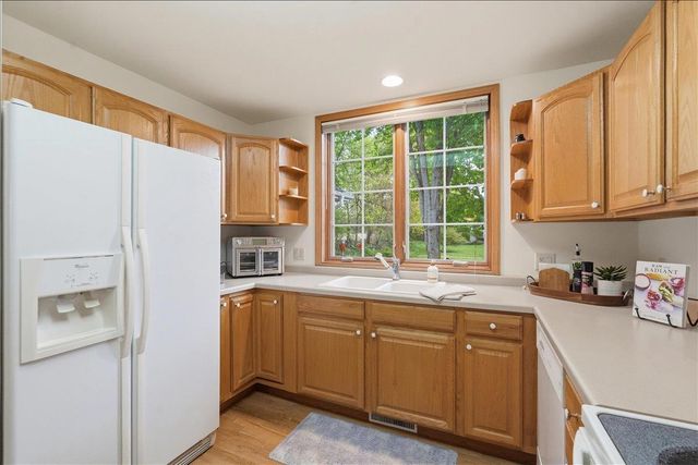 1207 Parkview Street, Cottage Grove, WI 53527