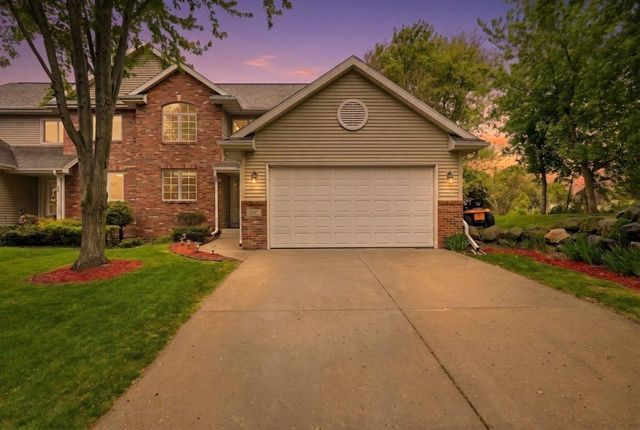 1207 Parkview Street, Cottage Grove, WI 53527