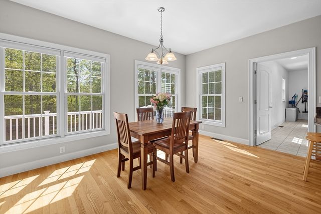 243 Cottrell Rd, Tiverton, RI 02878