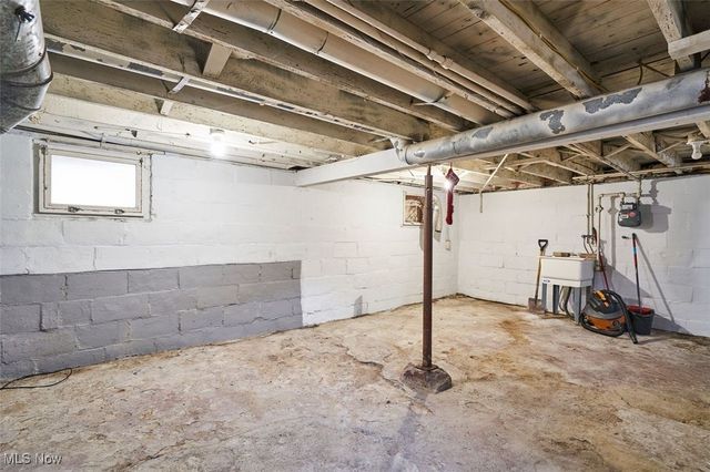 965 Nevin Street, Akron, OH 44310