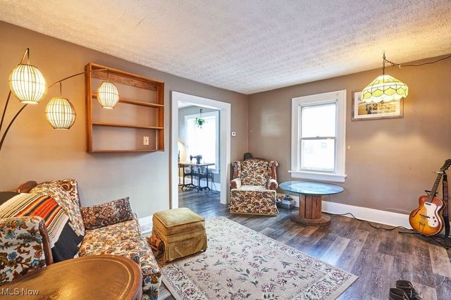 965 Nevin Street, Akron, OH 44310