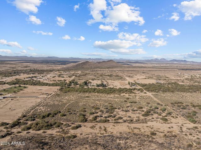 0 W Carver Road Lot 2, Arlington, AZ 85322