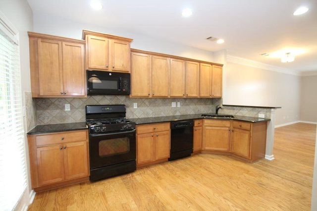 843 Commonwealth Avenue Avenue SE, Atlanta, GA 30312