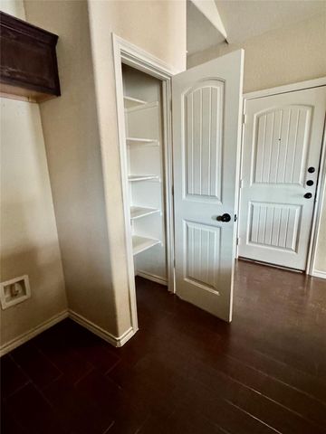 3000 Whisper Oaks LN A, Georgetown, TX 78628