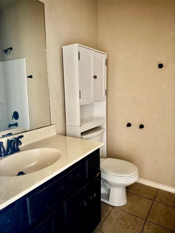 3000 Whisper Oaks LN A, Georgetown, TX 78628