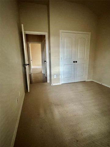 3000 Whisper Oaks LN A, Georgetown, TX 78628