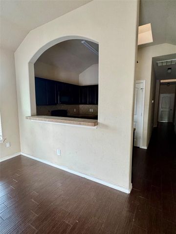 3000 Whisper Oaks LN A, Georgetown, TX 78628