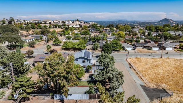 10451 Argonaut Ln, Jackson, CA 95642