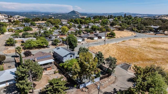 10451 Argonaut Ln, Jackson, CA 95642