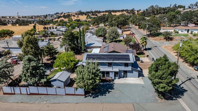 10451 Argonaut Ln, Jackson, CA 95642