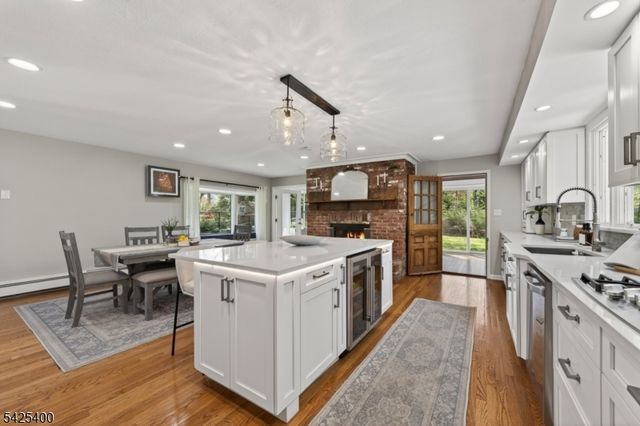 28 Spring Ridge Dr, Berkeley Heights Twp., NJ 07922