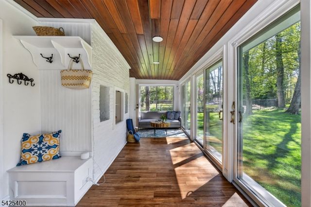 28 Spring Ridge Dr, Berkeley Heights Twp., NJ 07922