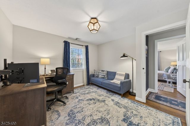 28 Spring Ridge Dr, Berkeley Heights Twp., NJ 07922