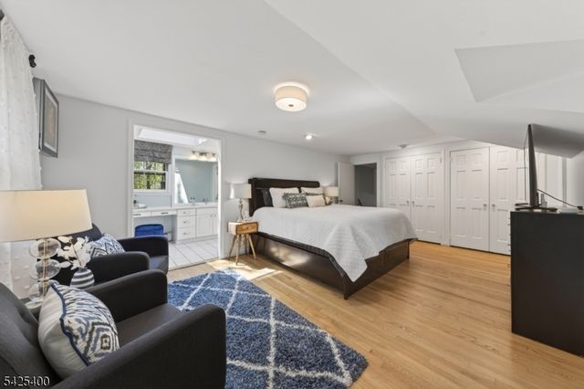 28 Spring Ridge Dr, Berkeley Heights Twp., NJ 07922