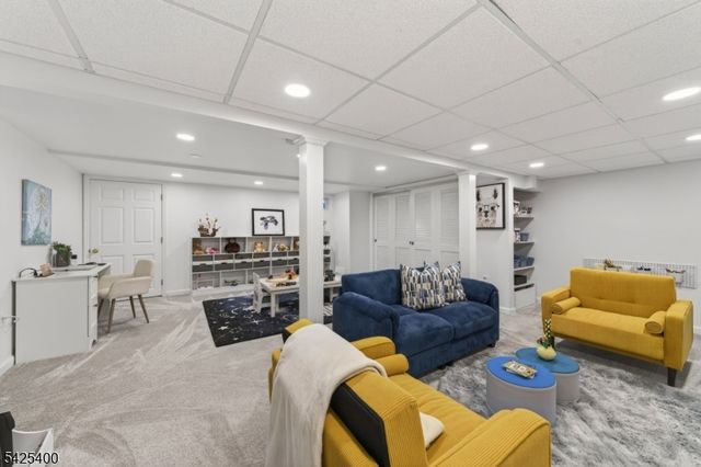 28 Spring Ridge Dr, Berkeley Heights Twp., NJ 07922