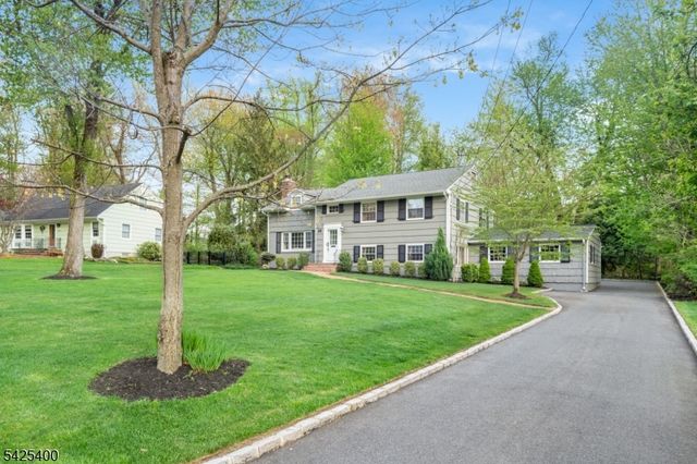 28 Spring Ridge Dr, Berkeley Heights Twp., NJ 07922