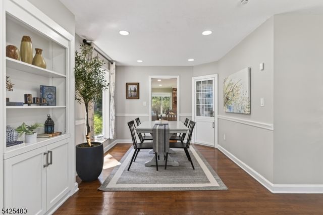 28 Spring Ridge Dr, Berkeley Heights Twp., NJ 07922