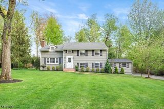 28 Spring Ridge Dr, Berkeley Heights Twp., NJ 07922