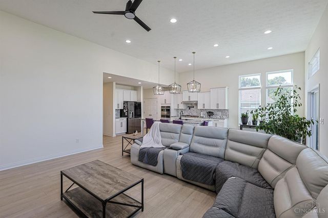 6023 Falconway Court, Green Twp, OH 45247