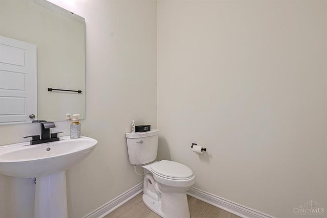 6023 Falconway Court, Green Twp, OH 45247