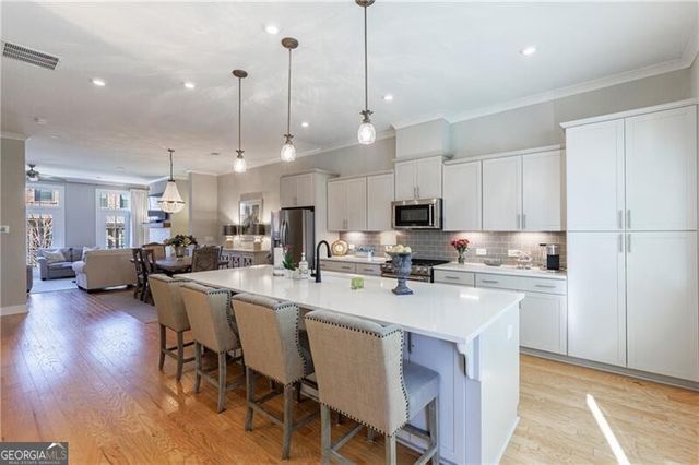 767 Hadley Lane NE, Marietta, GA 30068