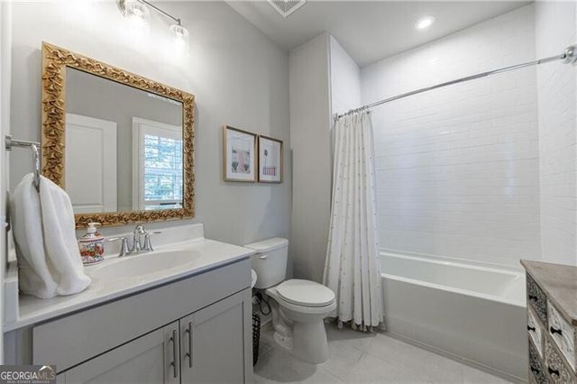 767 Hadley Lane NE, Marietta, GA 30068