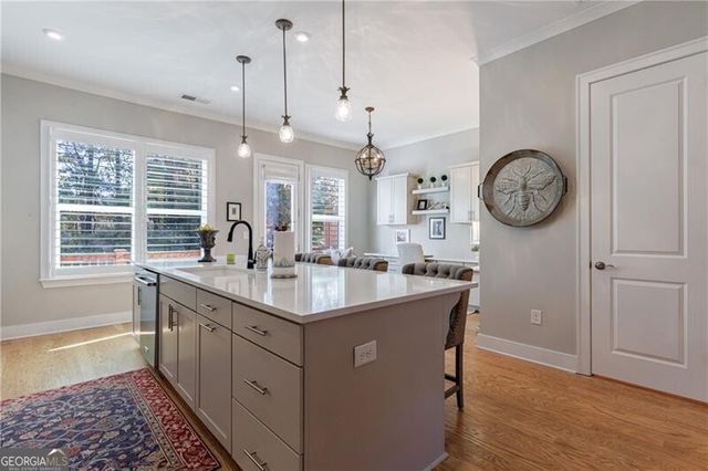 767 Hadley Lane NE, Marietta, GA 30068