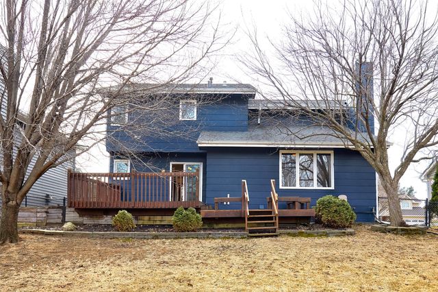 4815 Meadow Valley Drive, West Des Moines, IA 50265